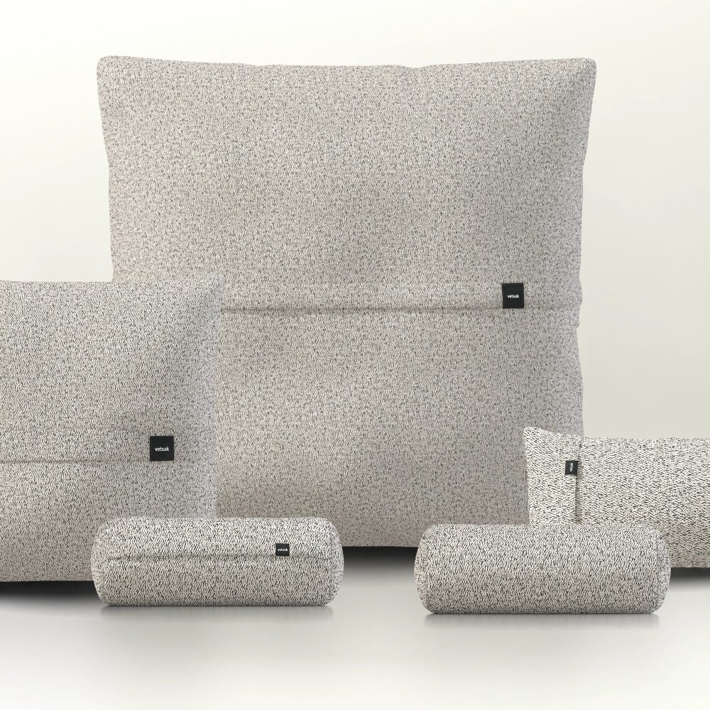 pillow set 4 - loop loop - bounty