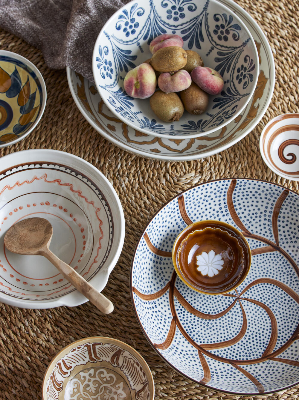 Heikki Bowl, Brown, Stoneware - Image 4