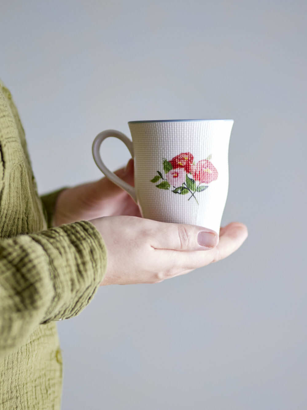 Dorothy Mug, Blue, Stoneware - Image 3