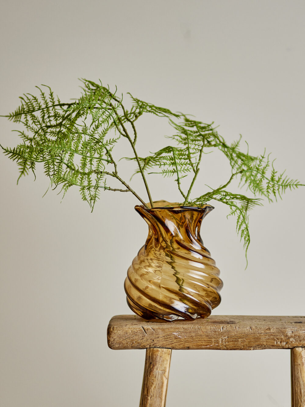 Rylo Vase, Brown, Glass - Image 3