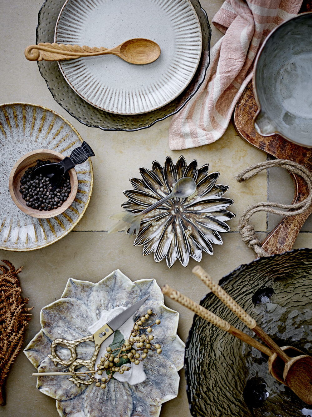 Fleur Plate, Nature, Stoneware - Image 4