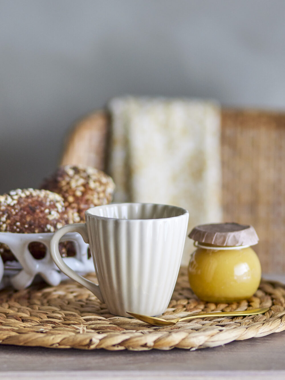 Latina Mug, Nature, Stoneware - Image 3