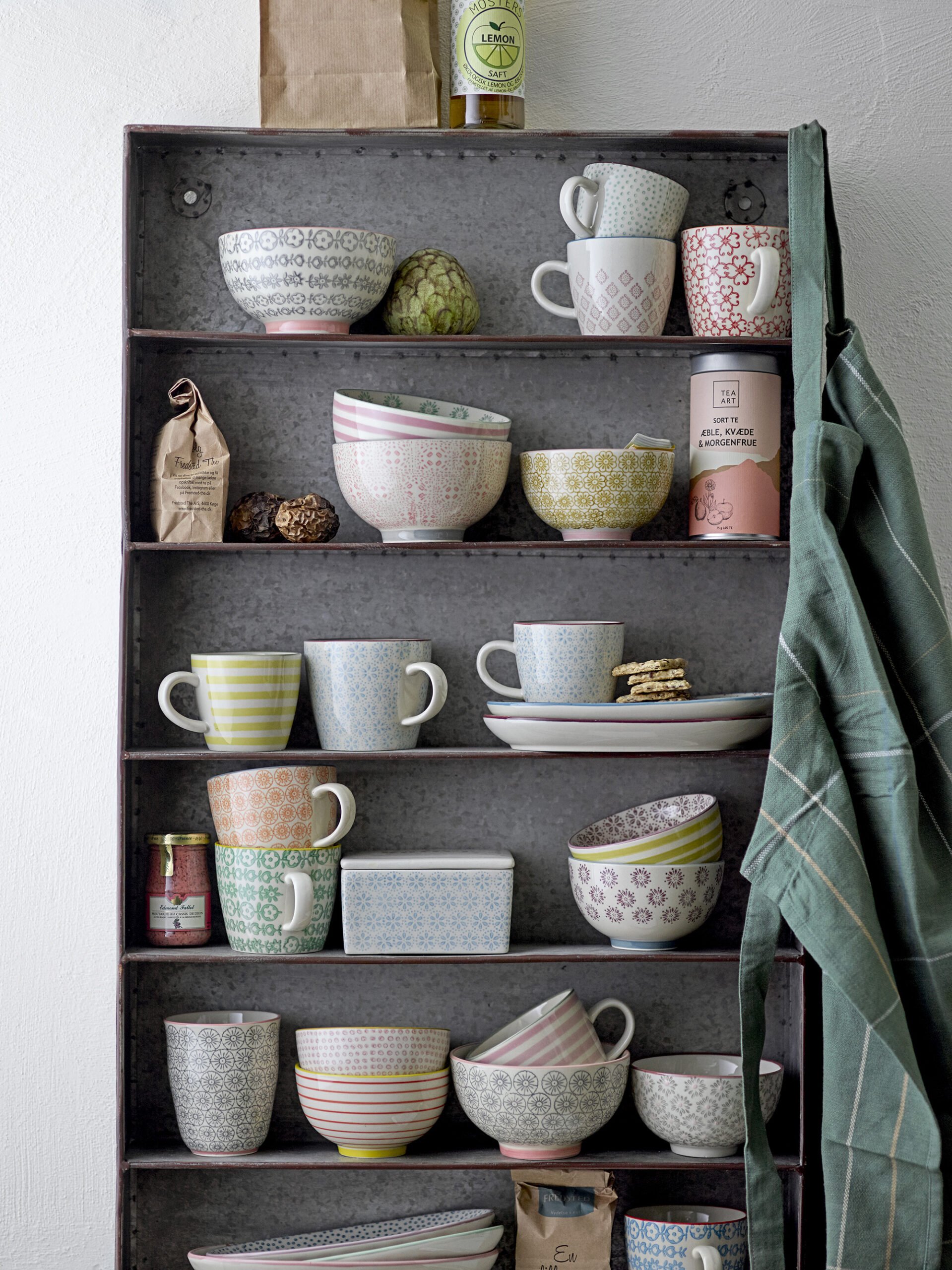 Cécile Bowl, Rose, Stoneware - Image 3