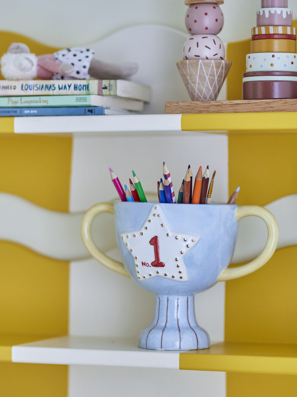 Trophy Flowerpot, Blue, Ceramic - Image 3