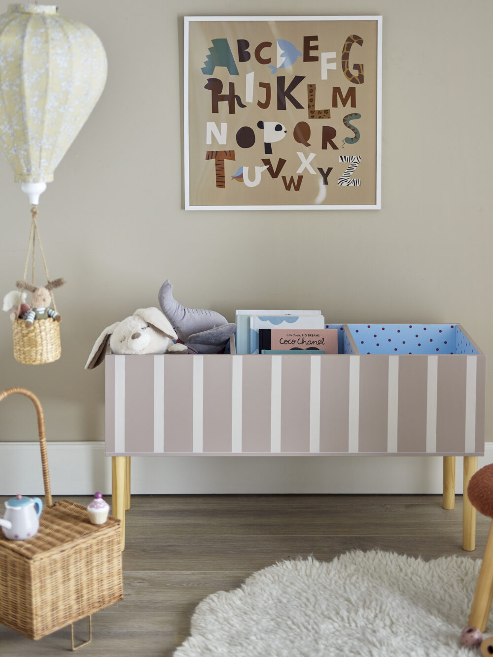 Salam Book Stand, Brown, FSC®100%, MDF - Image 5