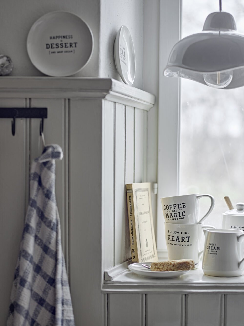 Wendy Milk Jug & Sugar Bowl, White, Stoneware - Image 4