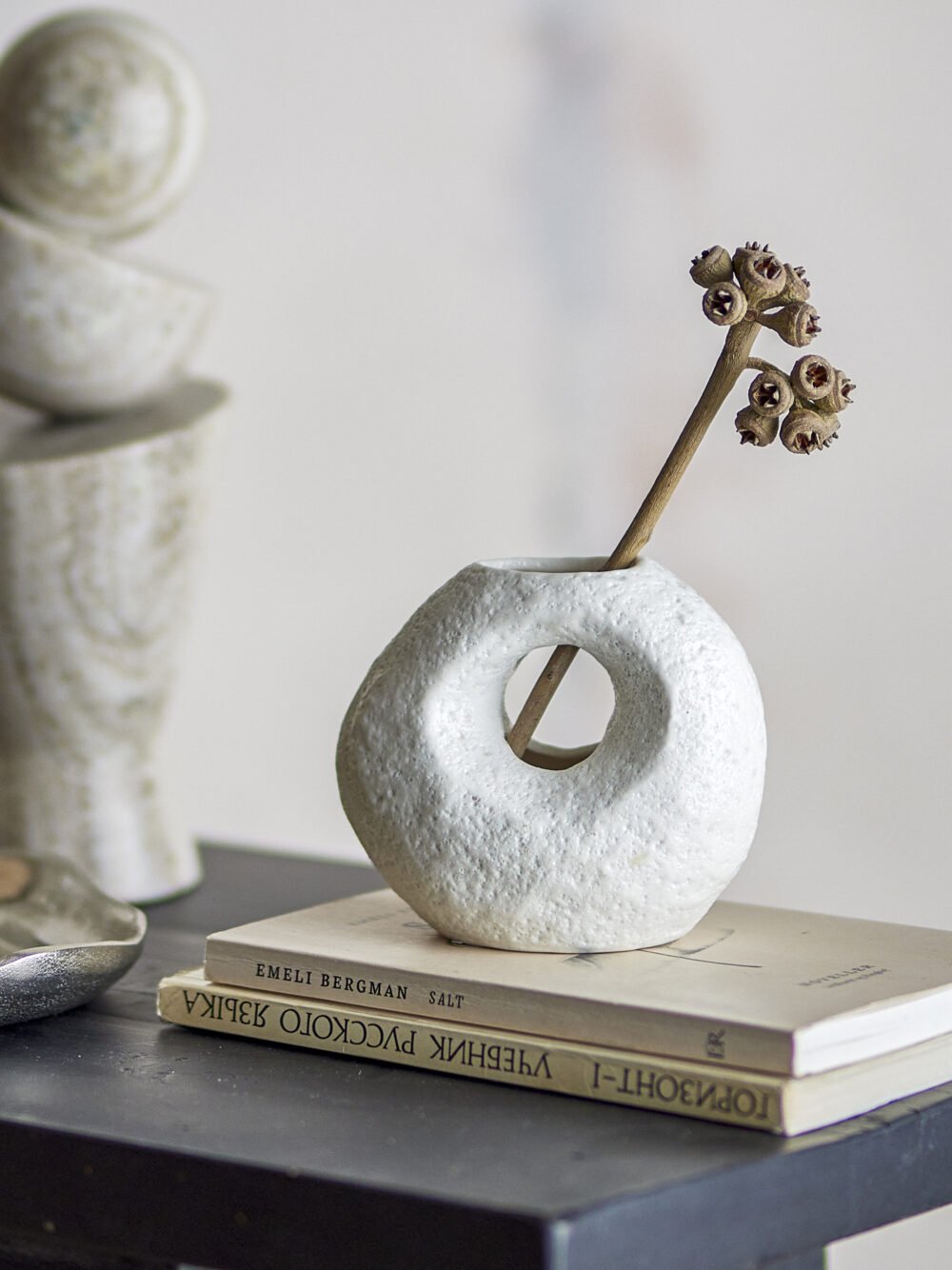 Caia Vase, White, Stoneware - Image 3