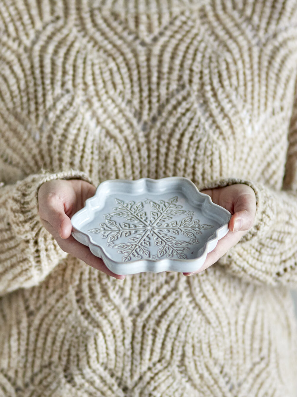 Winter Serving Plate, White, Stoneware - Image 4