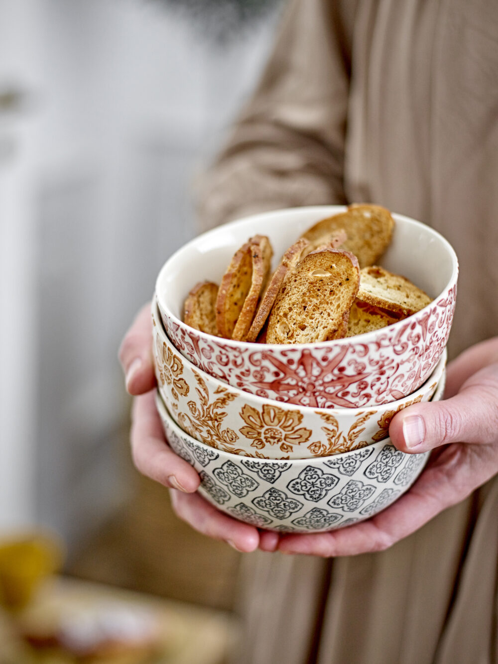 Genia Bowl, Brown, Stoneware - Image 2