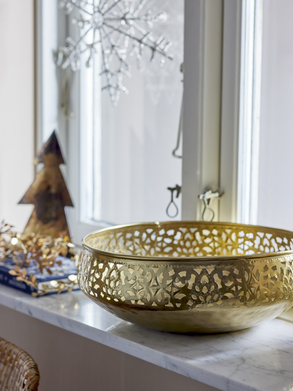 Aisha Deco Bowl, Gold, Metal - Image 6
