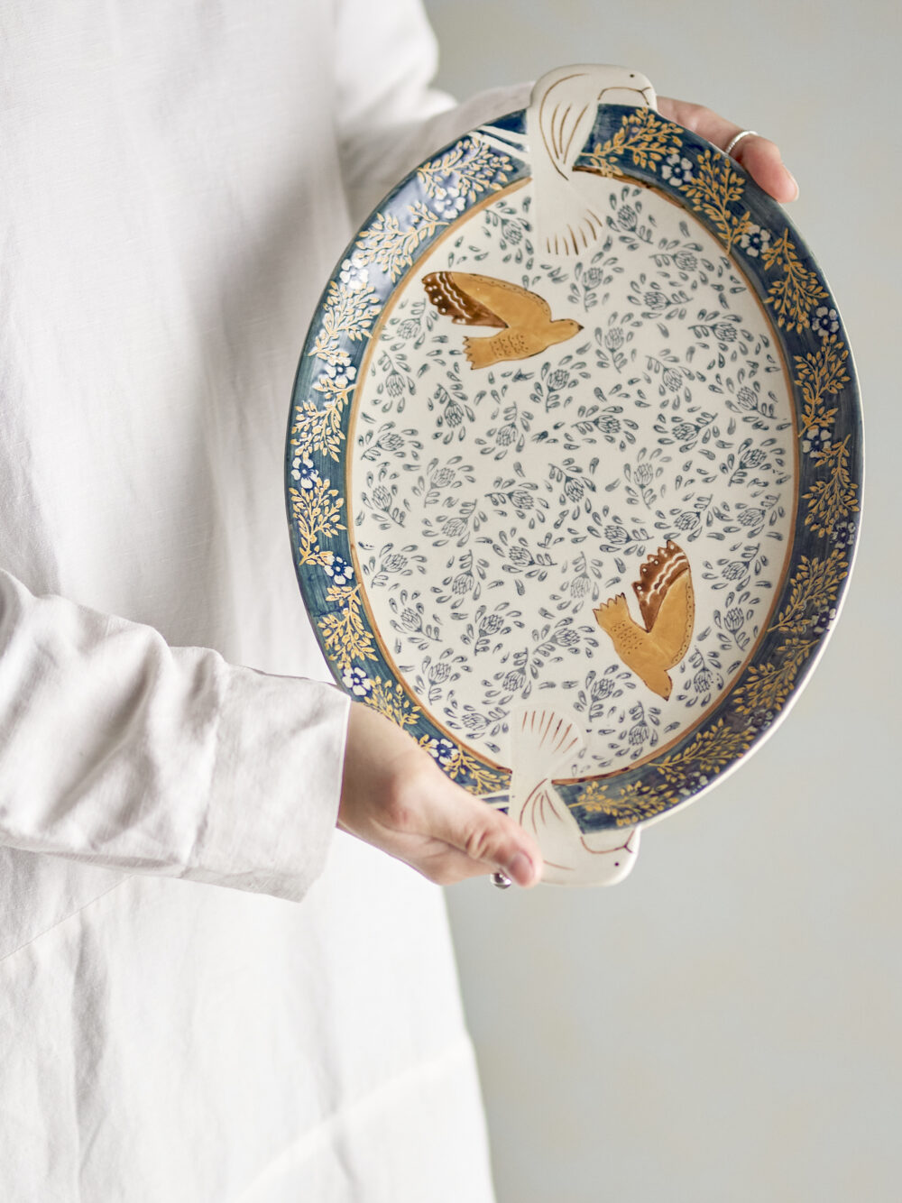 Hezha Serving Tray, Blue, Stoneware - Image 4
