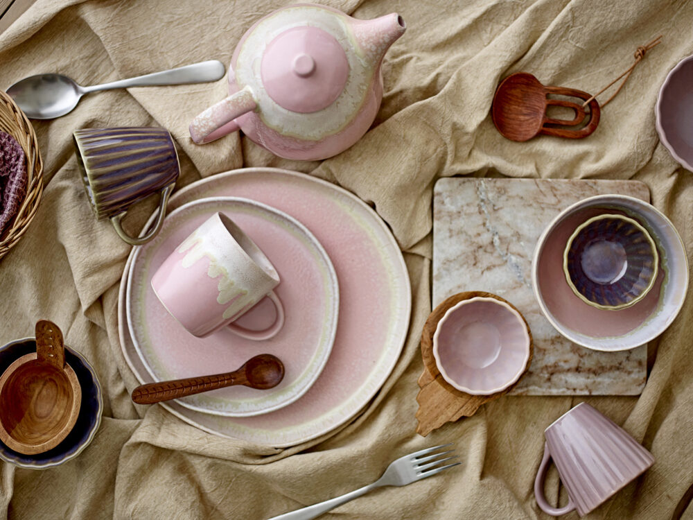 Louisa Plate, Rose, Stoneware - Image 4