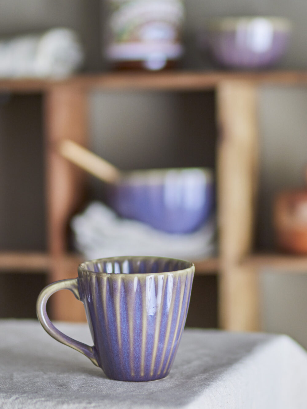 Latina Mug, Purple, Stoneware - Image 3