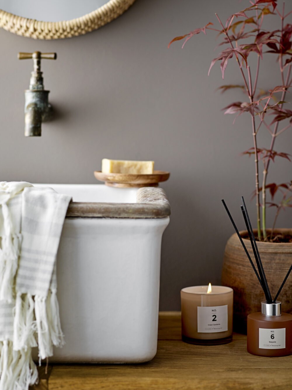 NO.6-Sequoia Scent Diffuser, Brown, Scent Liquid - Image 2