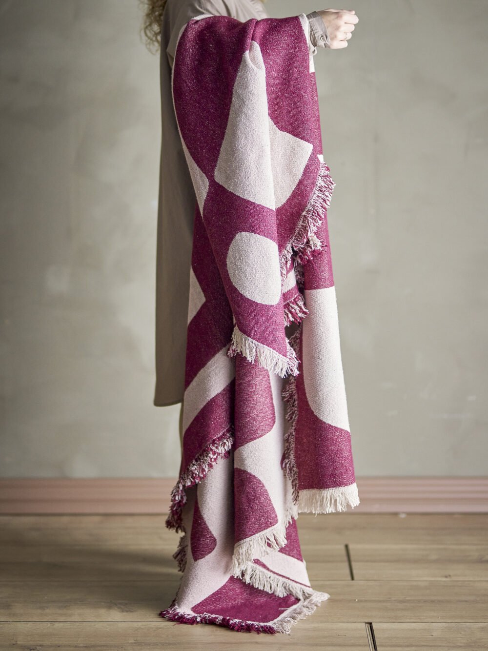 Olica Throw, Red, Recycled Cotton - Image 4