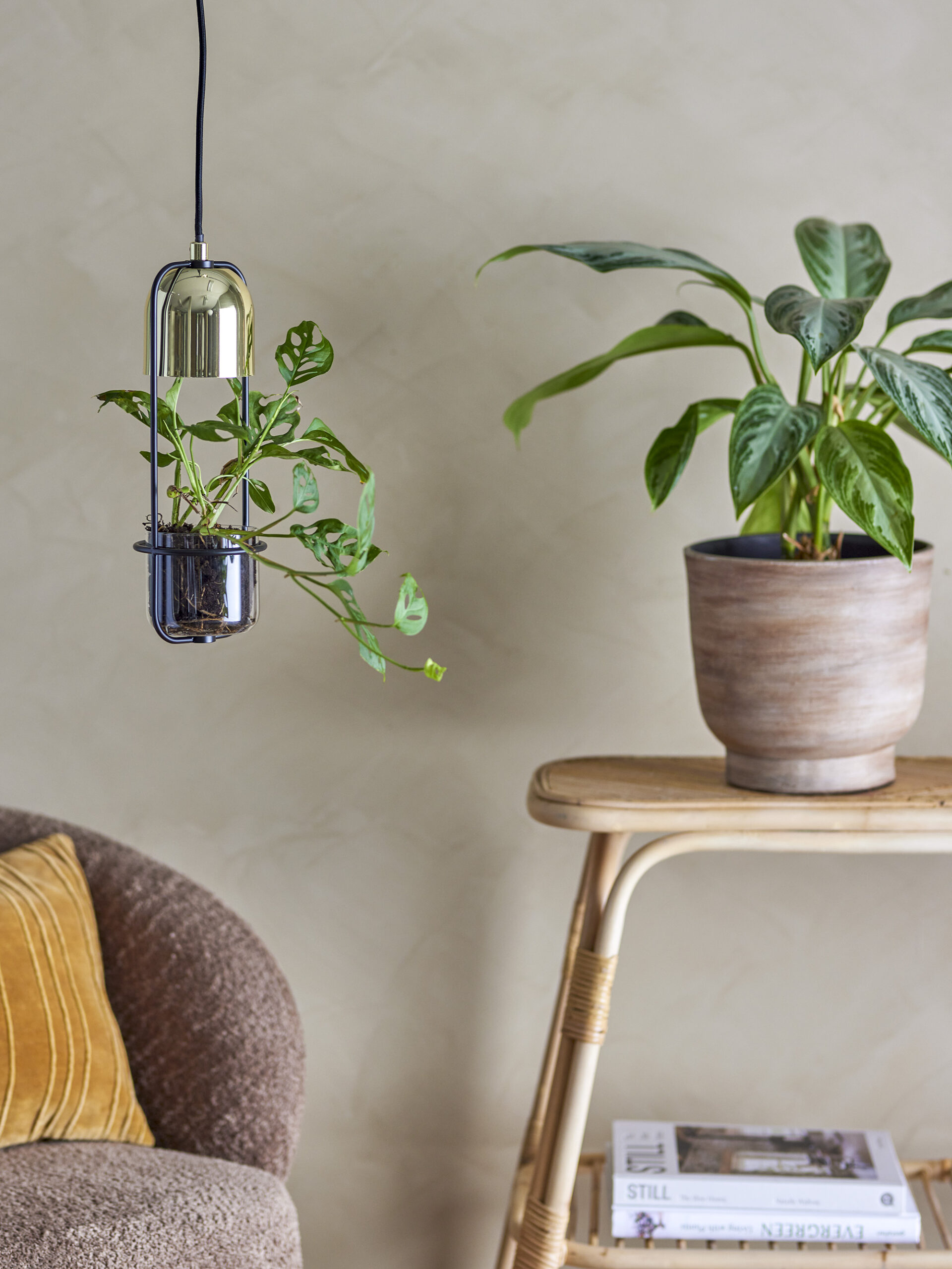 Gullak Pendant Lamp, Gold, Metal - Image 4
