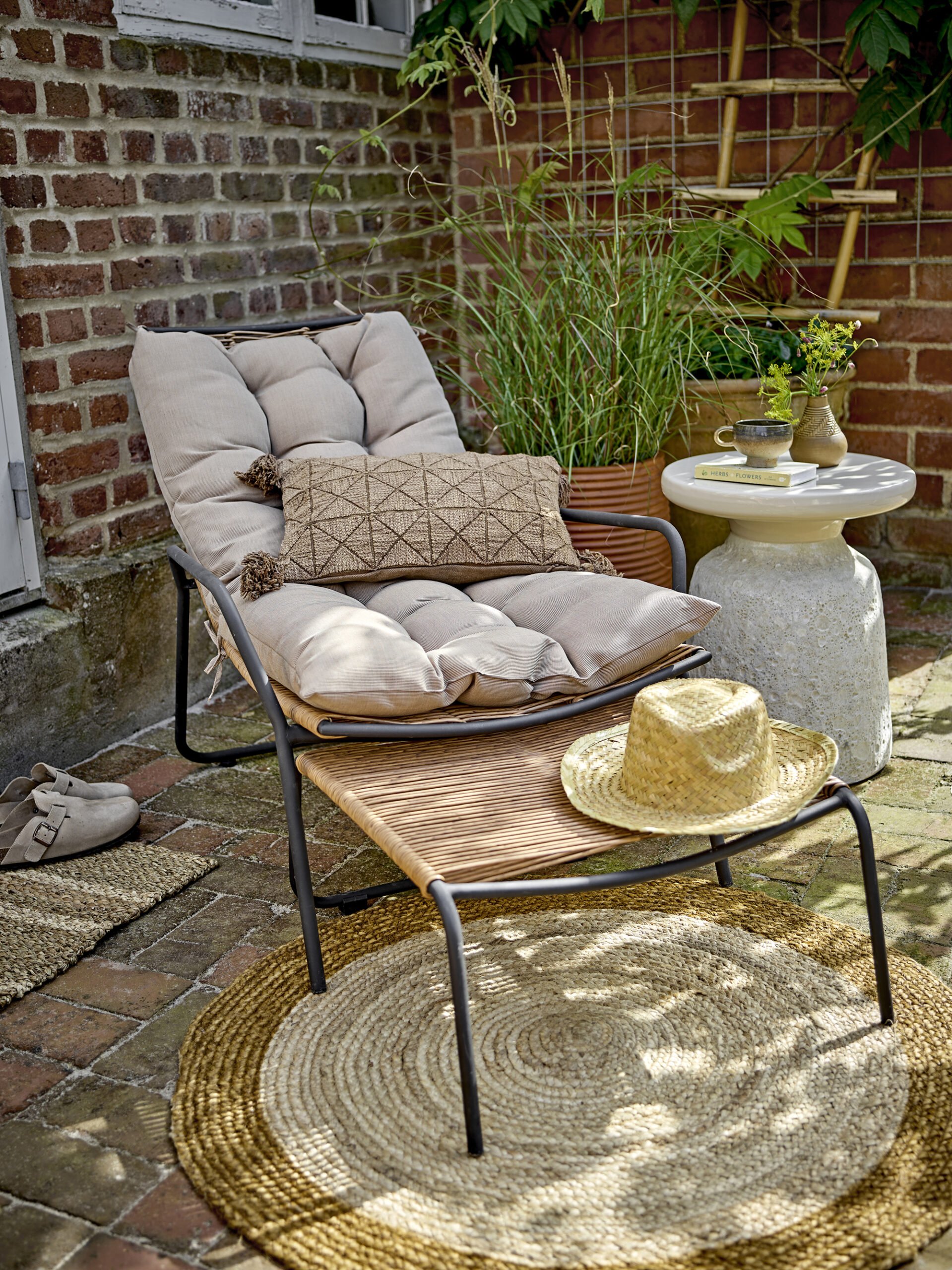Boel Deck Chair with Stool, Nature, Metal - Image 5
