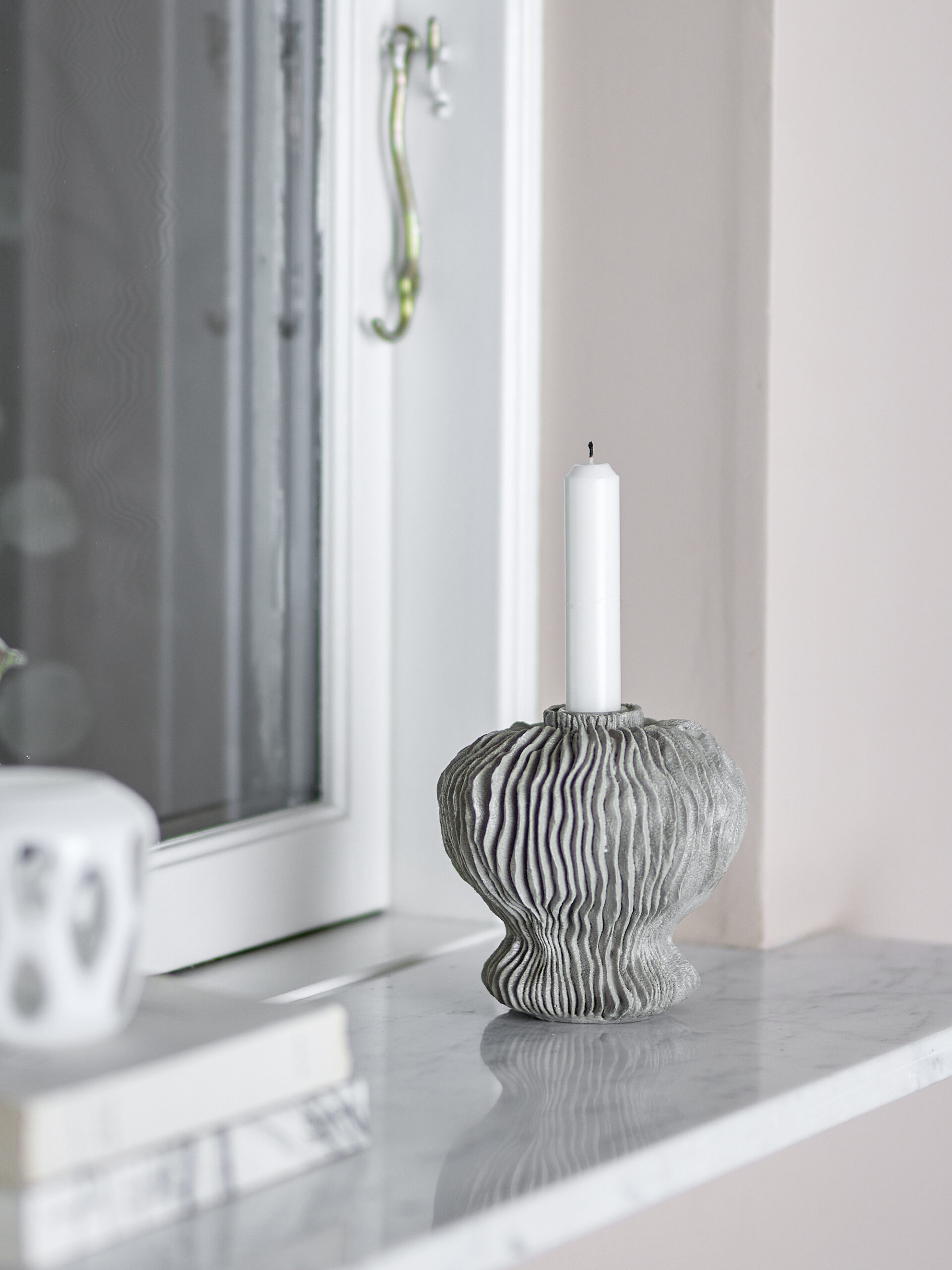 Briar Candle Holder, Grey, Polyresin - Image 3