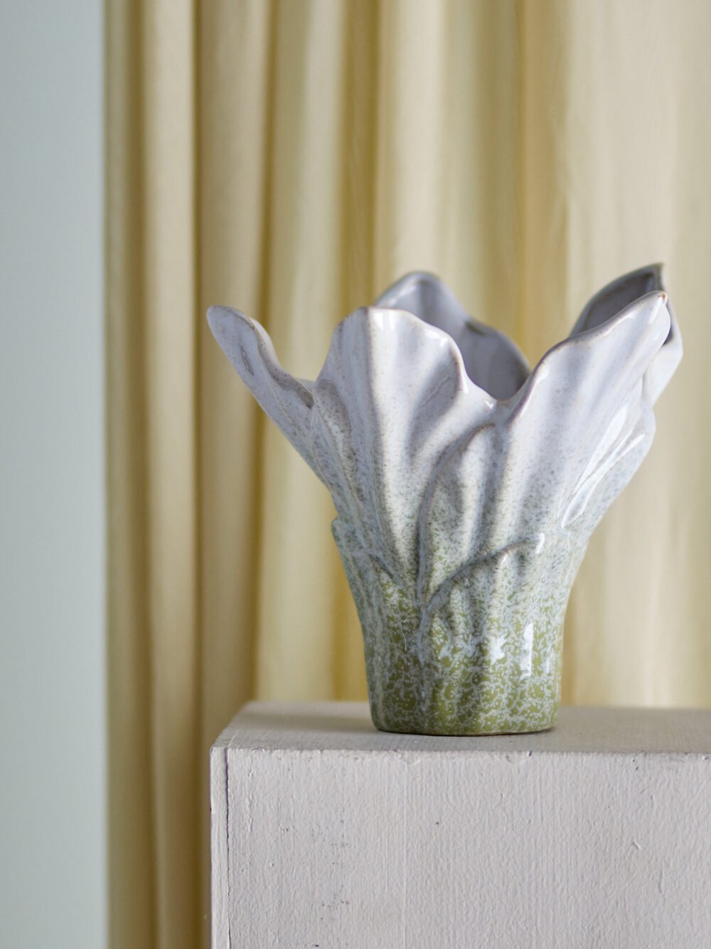 Erato Vase, Green, Stoneware - Image 2